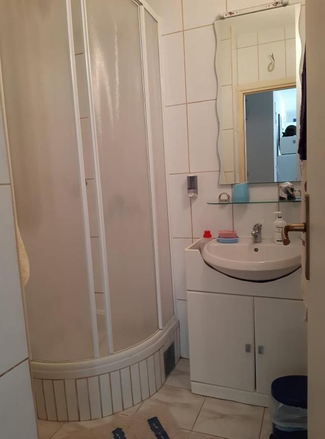 Peace And Quiet Apartment In Brela, Croatia Ngoại thất bức ảnh